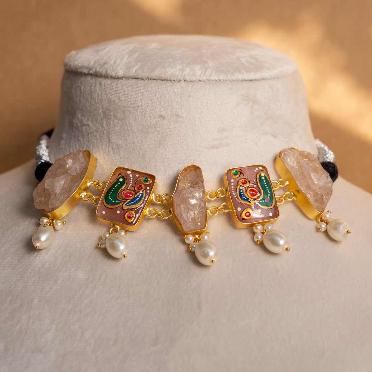 LIYA HANDMADE RAW STONE AND HAND PAINTED CHOKER WITH EARRINGS CH305