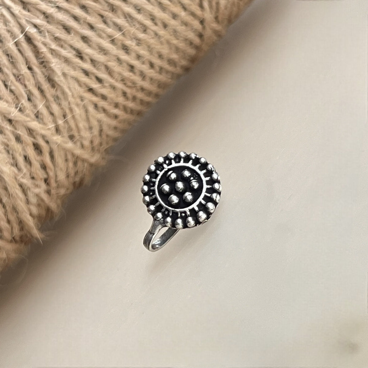 CIRCLE SCULPT CLIP ON NOSE STUDS NS02