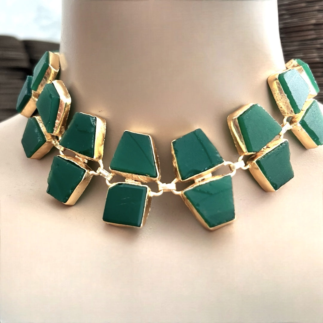 AVA 9 STONE SET HANDMADE HAND HAMMERED RAW STONE NECKPIECE LONG STONE SET WITH EARRING-NL239