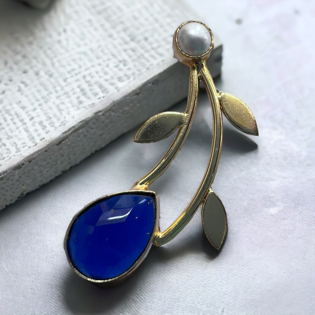 LEAFY PETAL SEMI HANDMADE MONOLISA GOLD WITH PEARL GOLD-TONED EARRINGS ER218