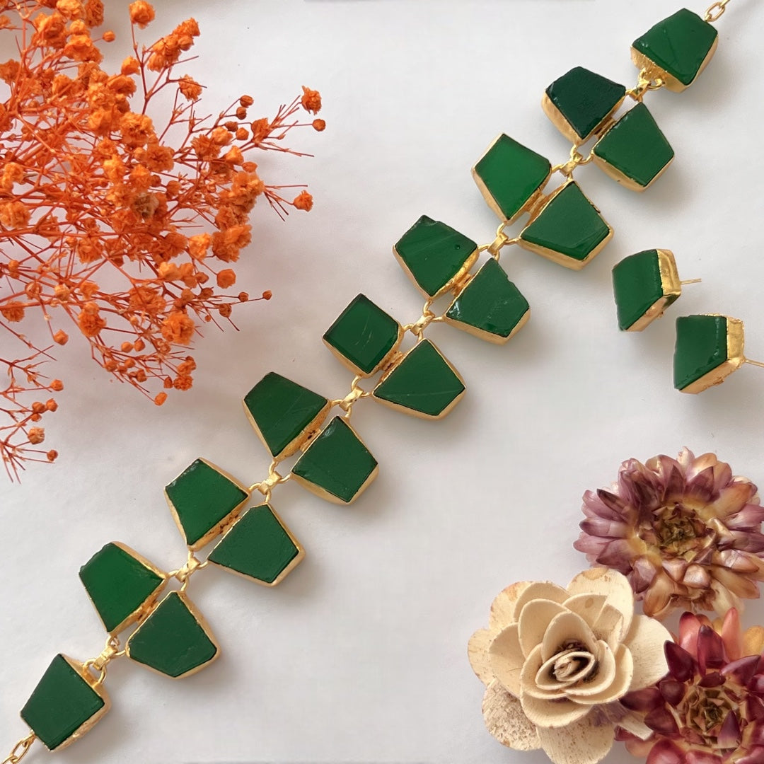 AVA 9 STONE SET HANDMADE HAND HAMMERED RAW STONE NECKPIECE LONG STONE SET WITH EARRING-NL239