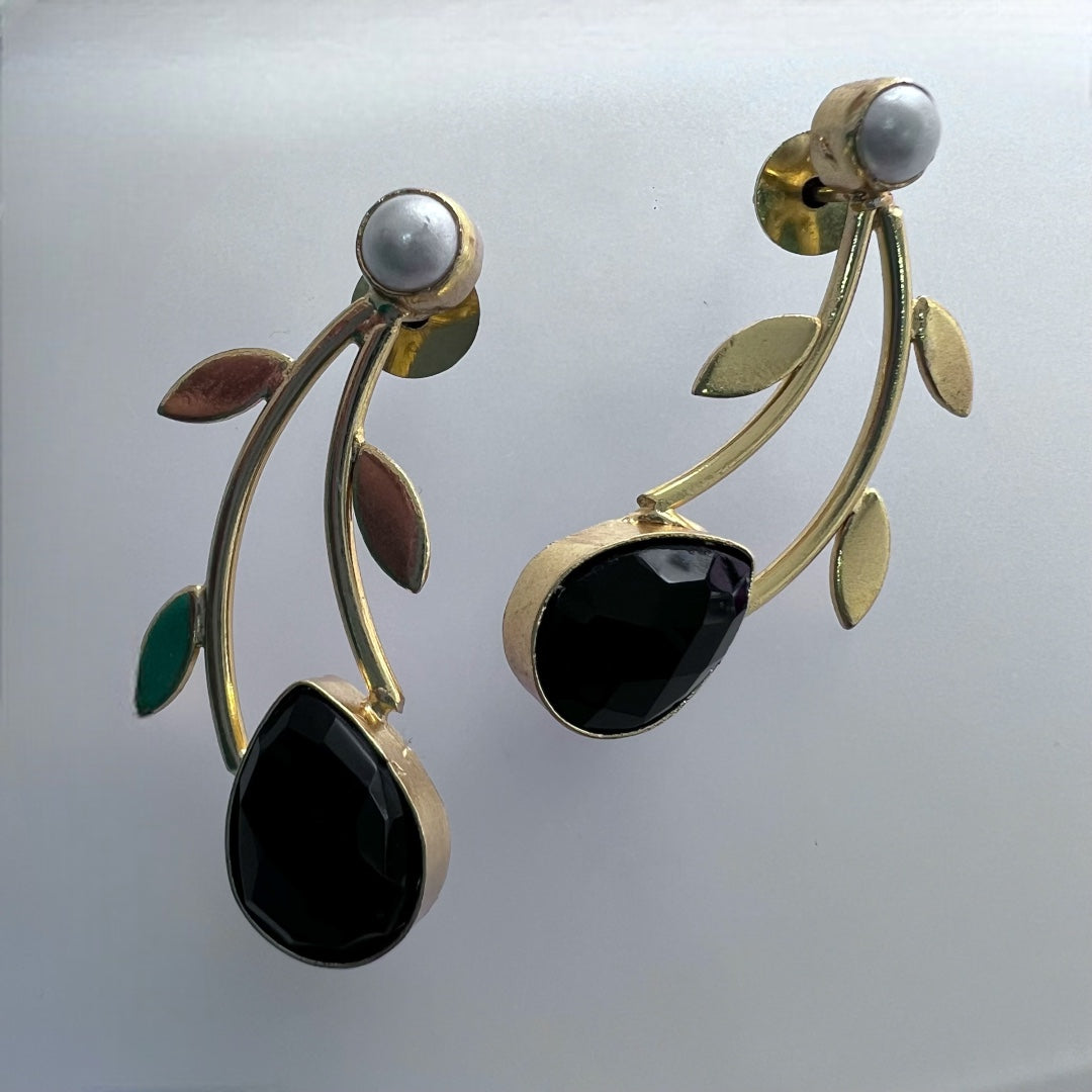 LEAFY PETAL SEMI HANDMADE MONOLISA GOLD WITH PEARL GOLD-TONED EARRINGS ER218