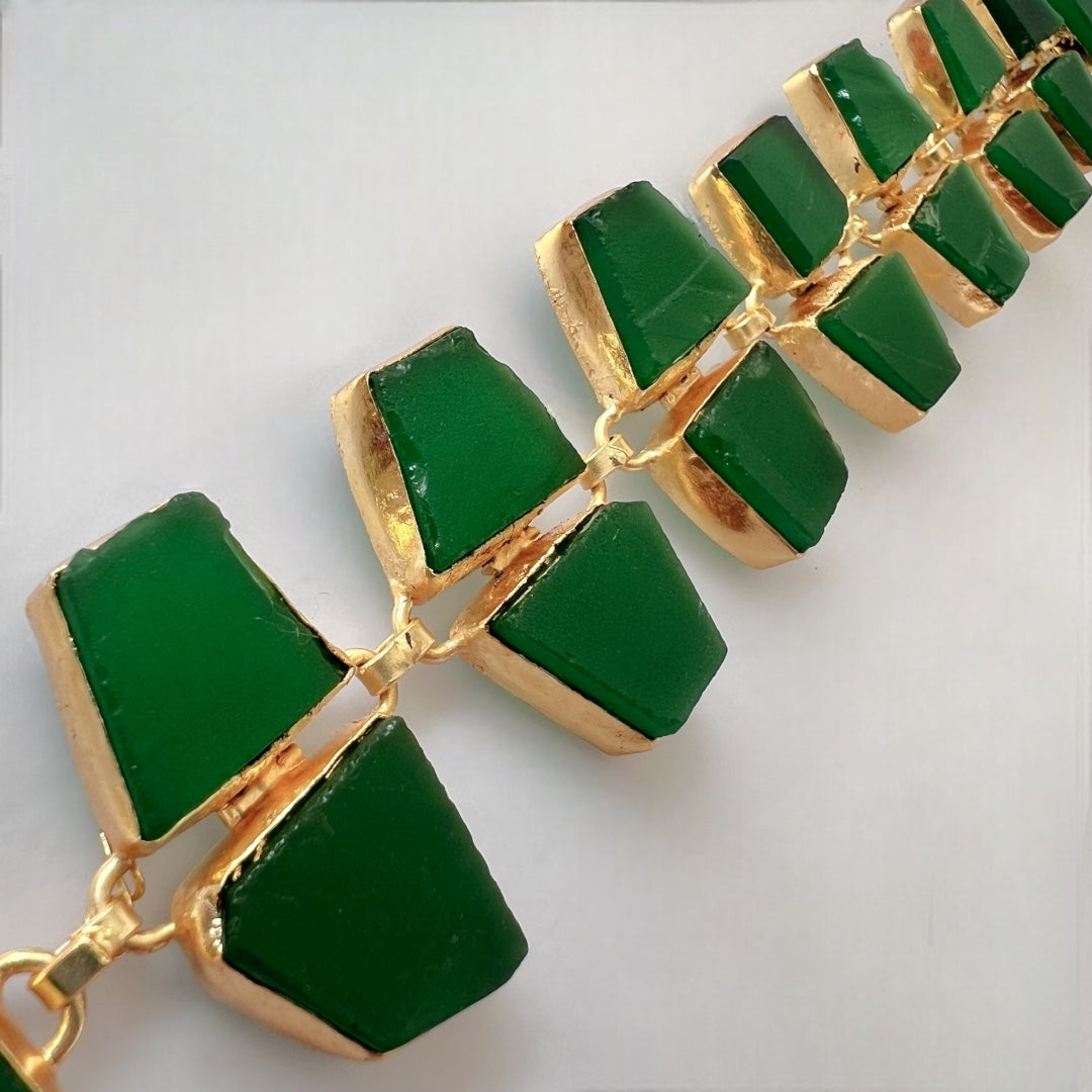 AVA 9 STONE SET HANDMADE HAND HAMMERED RAW STONE NECKPIECE LONG STONE SET WITH EARRING-NL239