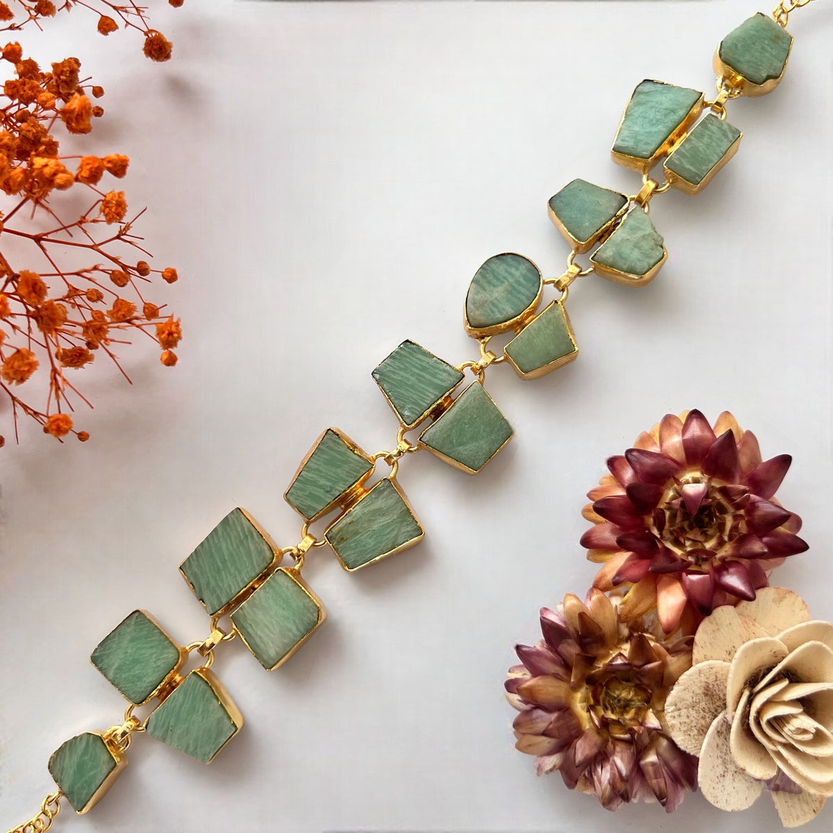 AVA 9 STONE SET HANDMADE HAND HAMMERED RAW STONE NECKPIECE LONG STONE SET WITH EARRING-NL239