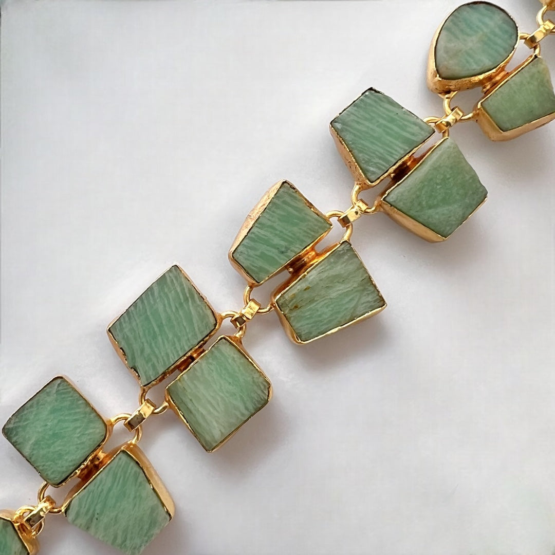 AVA 9 STONE SET HANDMADE HAND HAMMERED RAW STONE NECKPIECE LONG STONE SET WITH EARRING-NL239