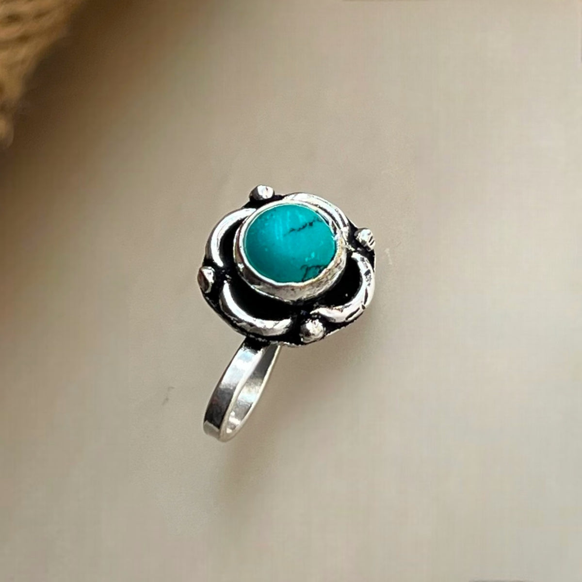 PARIMALA SEMI PRESICIOUS CLIP ON NOSE STUDS NS19