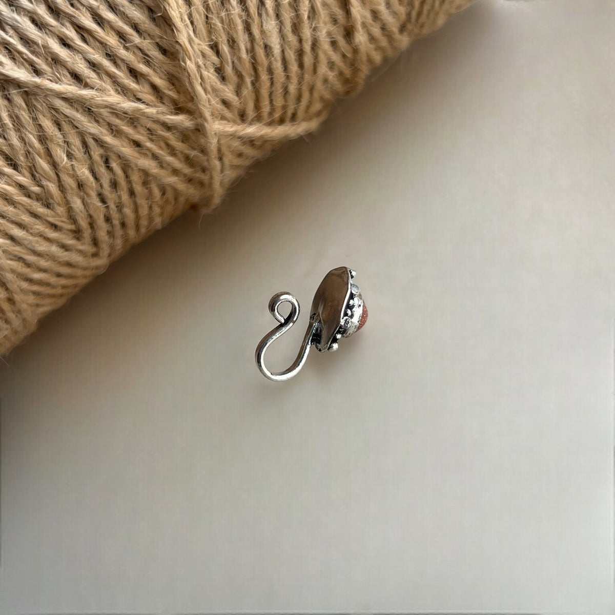 VARAHI GOLD STONE SEMI PRECIOUS CLIP ON NOSE STUDS NS25