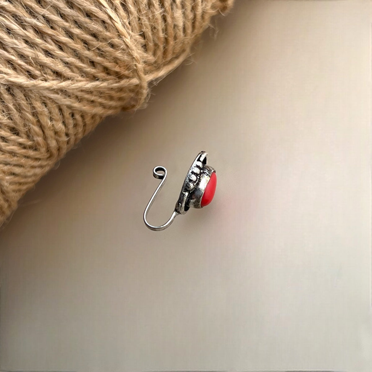 SWATY TWEET SEMI PRESICIOUS CLIP ON NOSE STUDS NS28