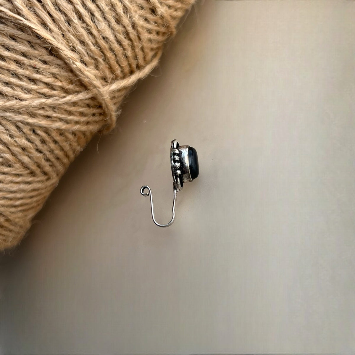 SWATY TWEET SEMI PRESICIOUS CLIP ON NOSE STUDS NS28