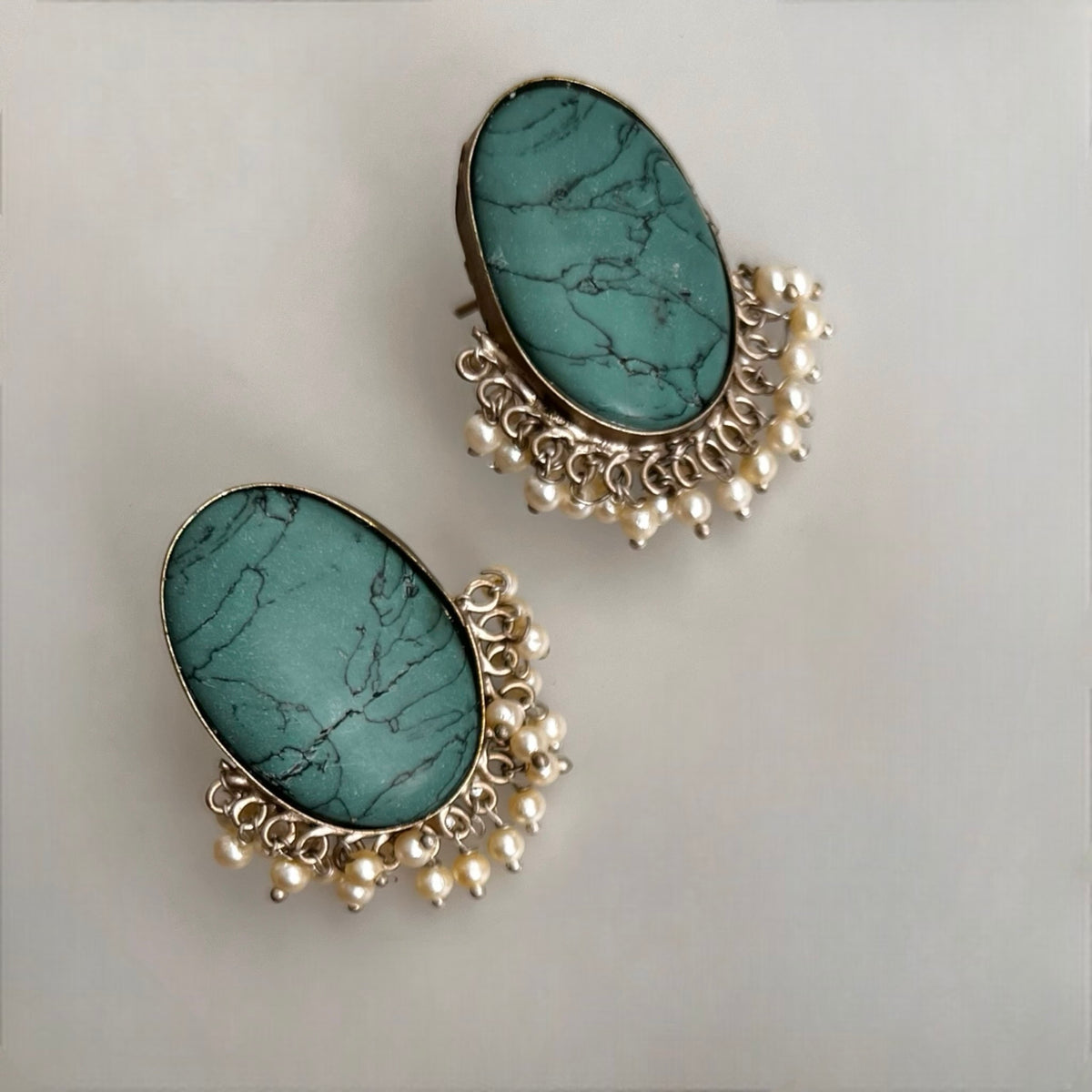 KATHIRA BIJOUX PREMIUM AND EXCLUSIVE HANDMADE CHOKER WITH EARRINGS CH60