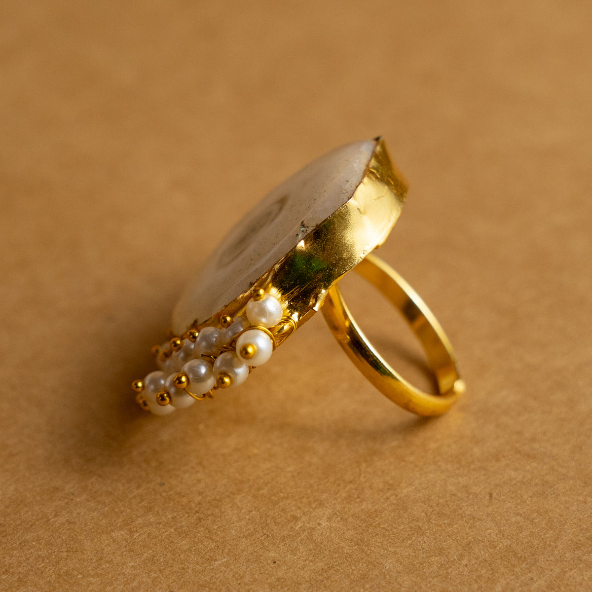 AINARA NATURAL AGATE STONE HANDMADE CHOKER ,EARRINGS ,BRACELET AND STUD CH316