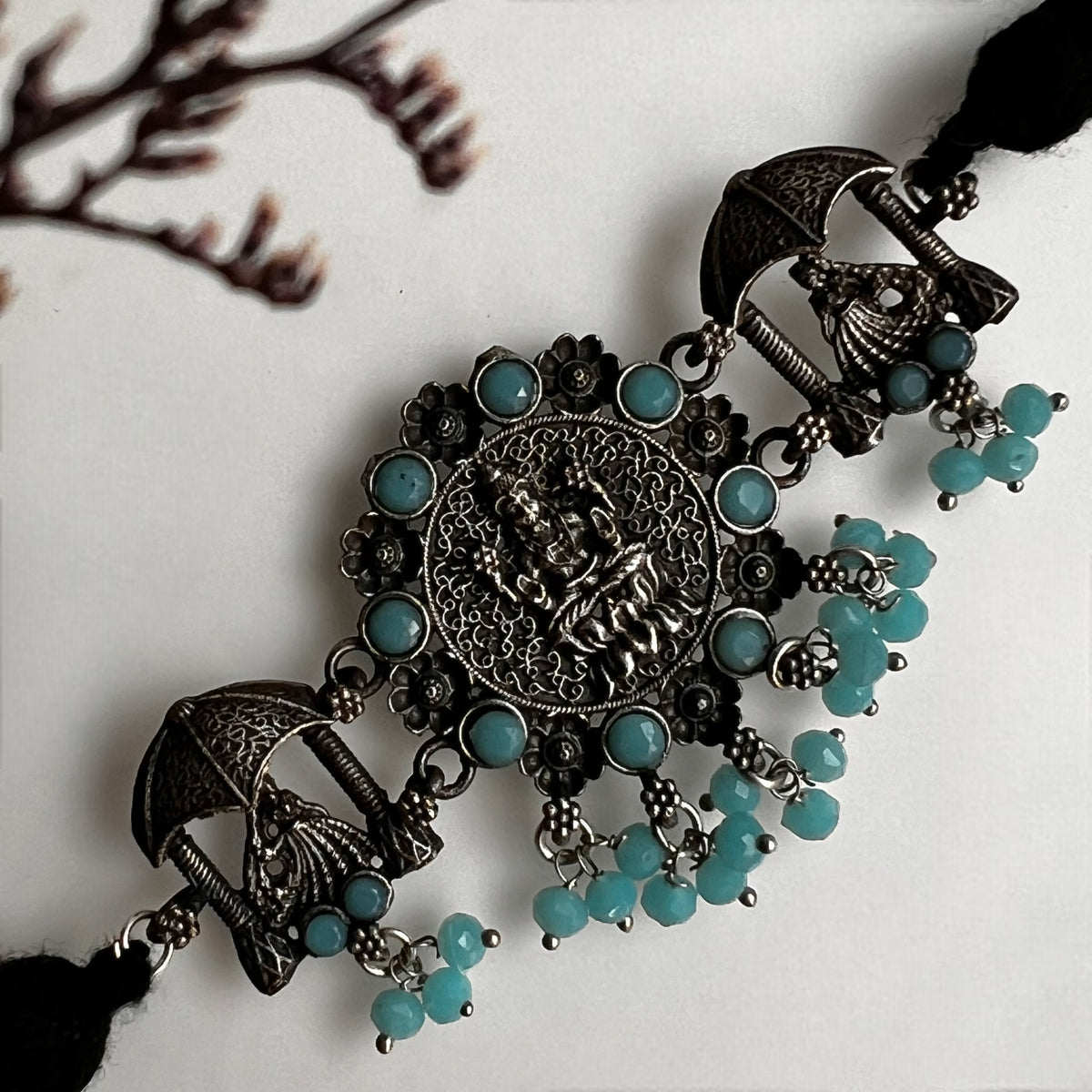 NITHU BIJOUX RAW AND RUSTIC SEMI HANDMADE CHOKER WITH EARRINGS CH95