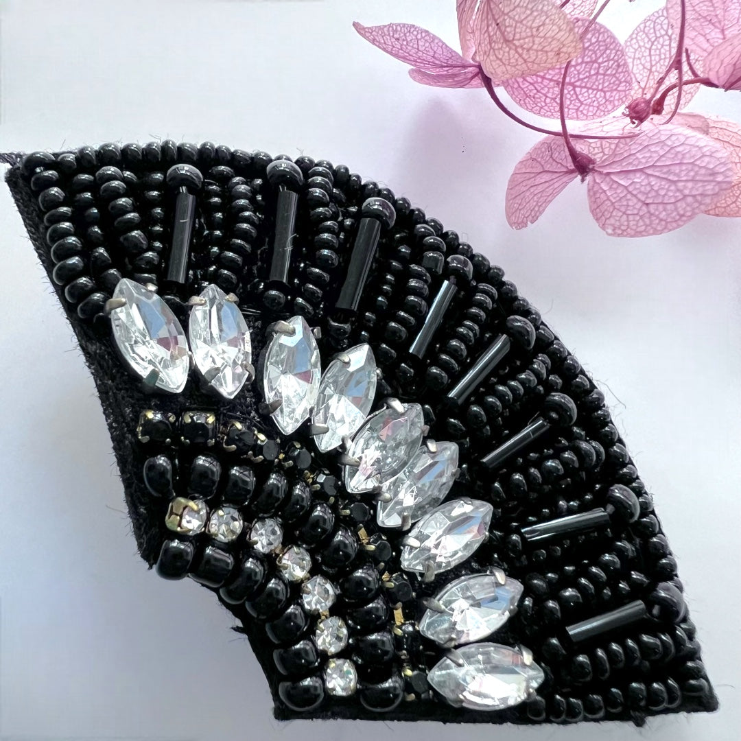 WINNOW WEAN FABRIC AND BEADS HANDMADE EARRING ER478