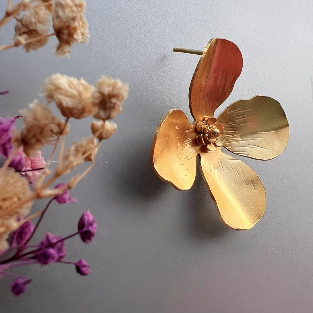 MALAR GOLD TONED HANDMADE AND HAND HAMMERED PREMIUM EARRING ER628