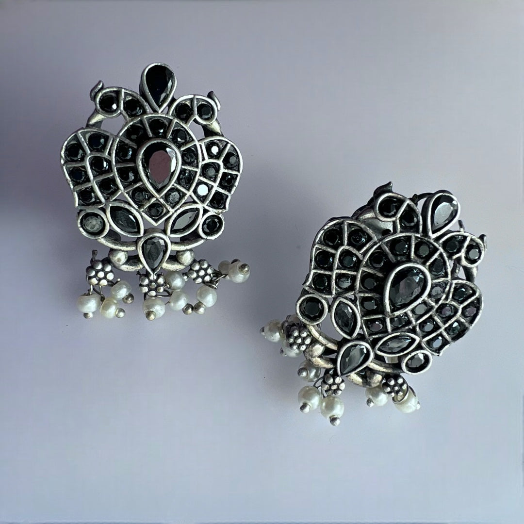 NARUMUGAIYA BIJOUX PREMIUM AND EXCLUSIVE RUSTIC HANDMADE CHOKER WITH EARRINGS CH300