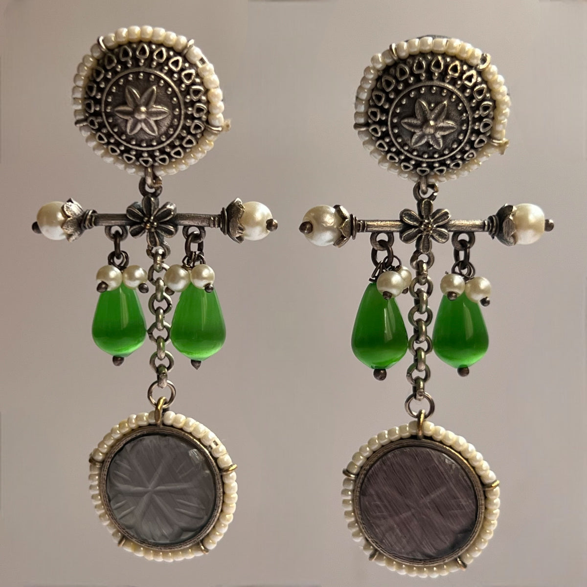 ARIA FAUX SILVER SEMI HANDMADE CARVING STONE  EARRINGS ER652