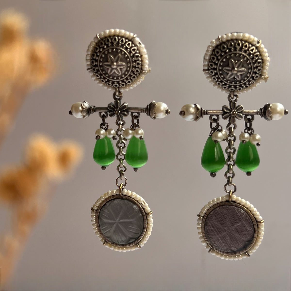 ARIA FAUX SILVER SEMI HANDMADE CARVING STONE  EARRINGS ER652