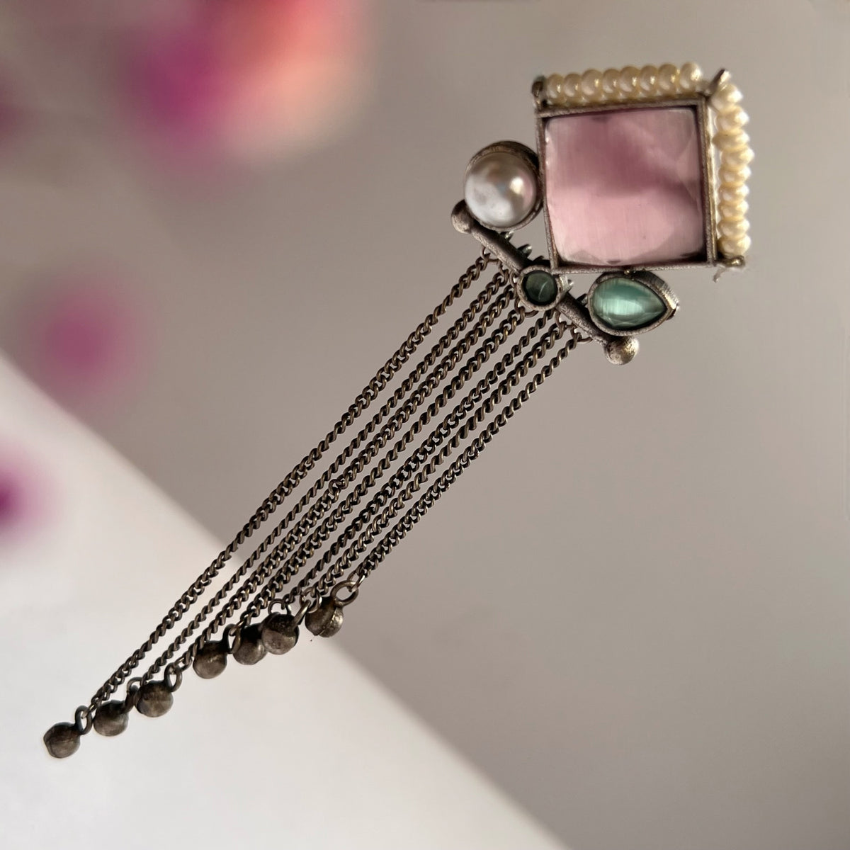 FALLA WALL SILVER LOOK ALIKE SEMI-HANDMADE EARRING ER641