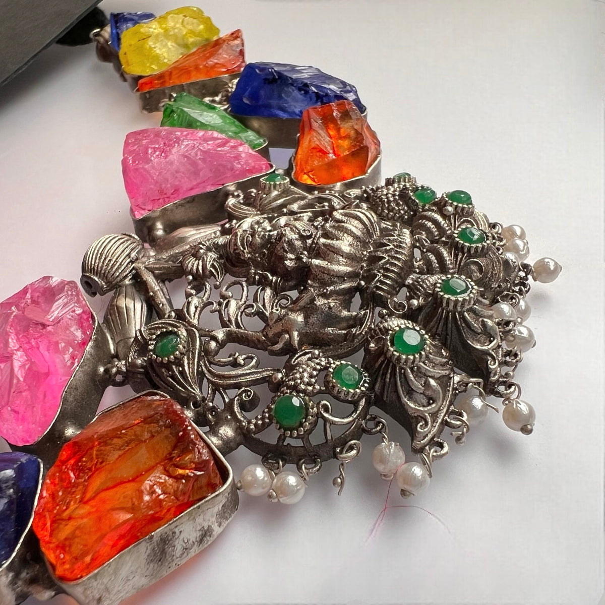 CHANCHALA RAW STONE  HANDMADE STATEMENT RAW FINISH TEMPLE NECKLACE NL01