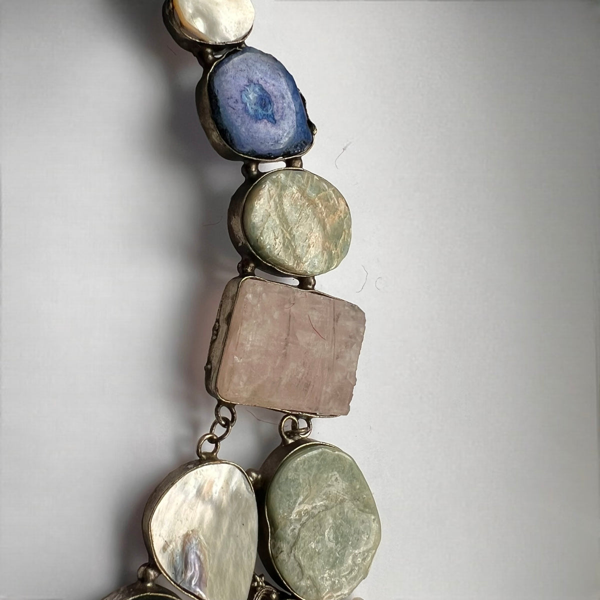 CHANCHALA RAW STONE  HANDMADE STATEMENT RAW FINISH TEMPLE NECKLACE NL01