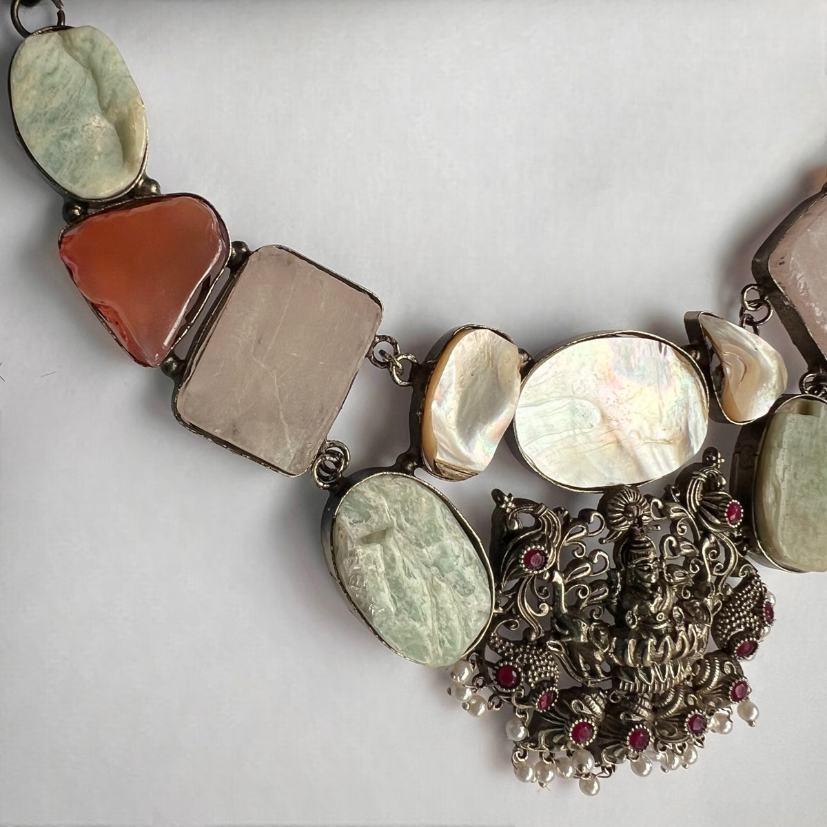 CHANCHALA RAW STONE  HANDMADE STATEMENT RAW FINISH TEMPLE NECKLACE NL01