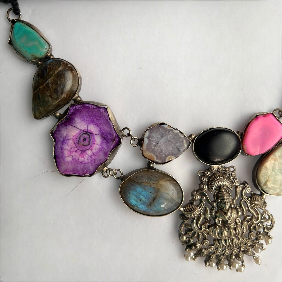 CHANCHALA RAW STONE  HANDMADE STATEMENT RAW FINISH TEMPLE NECKLACE NL01