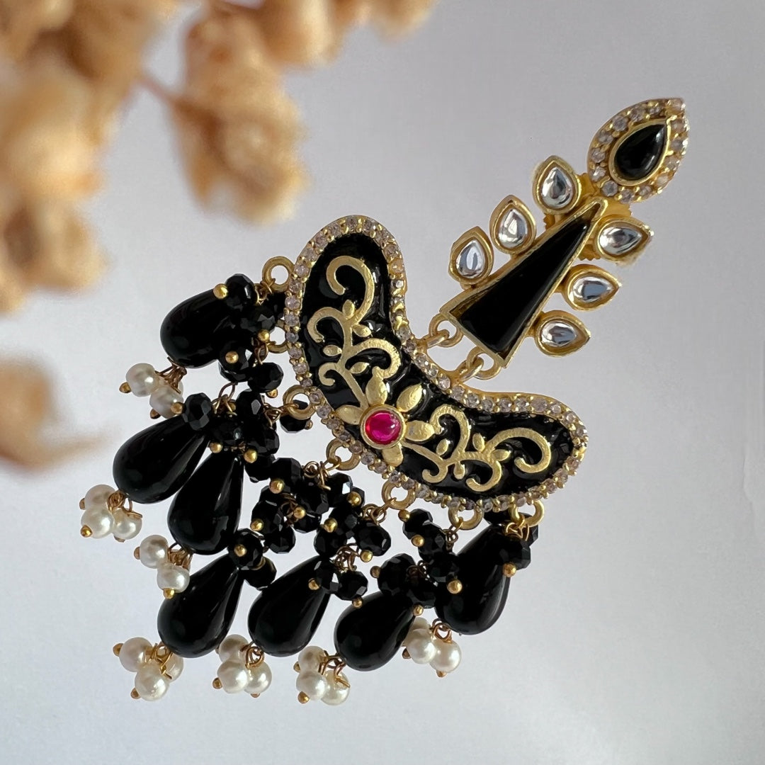 CUDDLEBUG SEMI HANDMADE MONOLISA GOLD-TONED EARRING-ER157