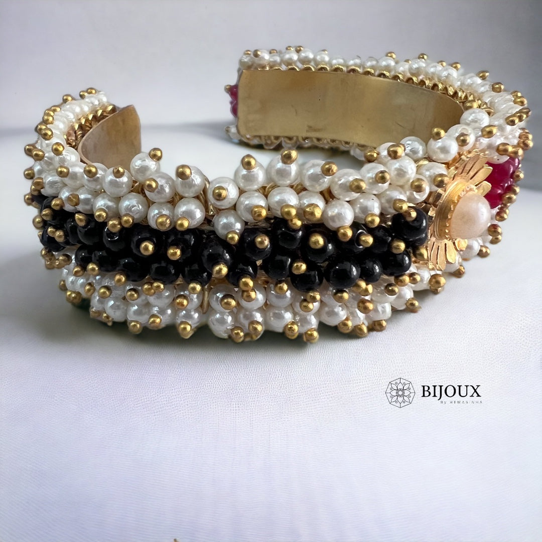 MINIKA HANDMADE AND HAND HAMMERED GOLD TONED CLASSIC  PEARL BRACELETS BRACELETS BR15