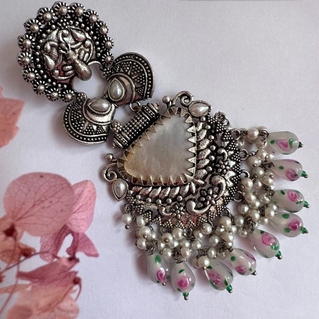 VIDHYARA SEMIHANDMADE JUMBO OXIDIZED BEADED EARRING ER143