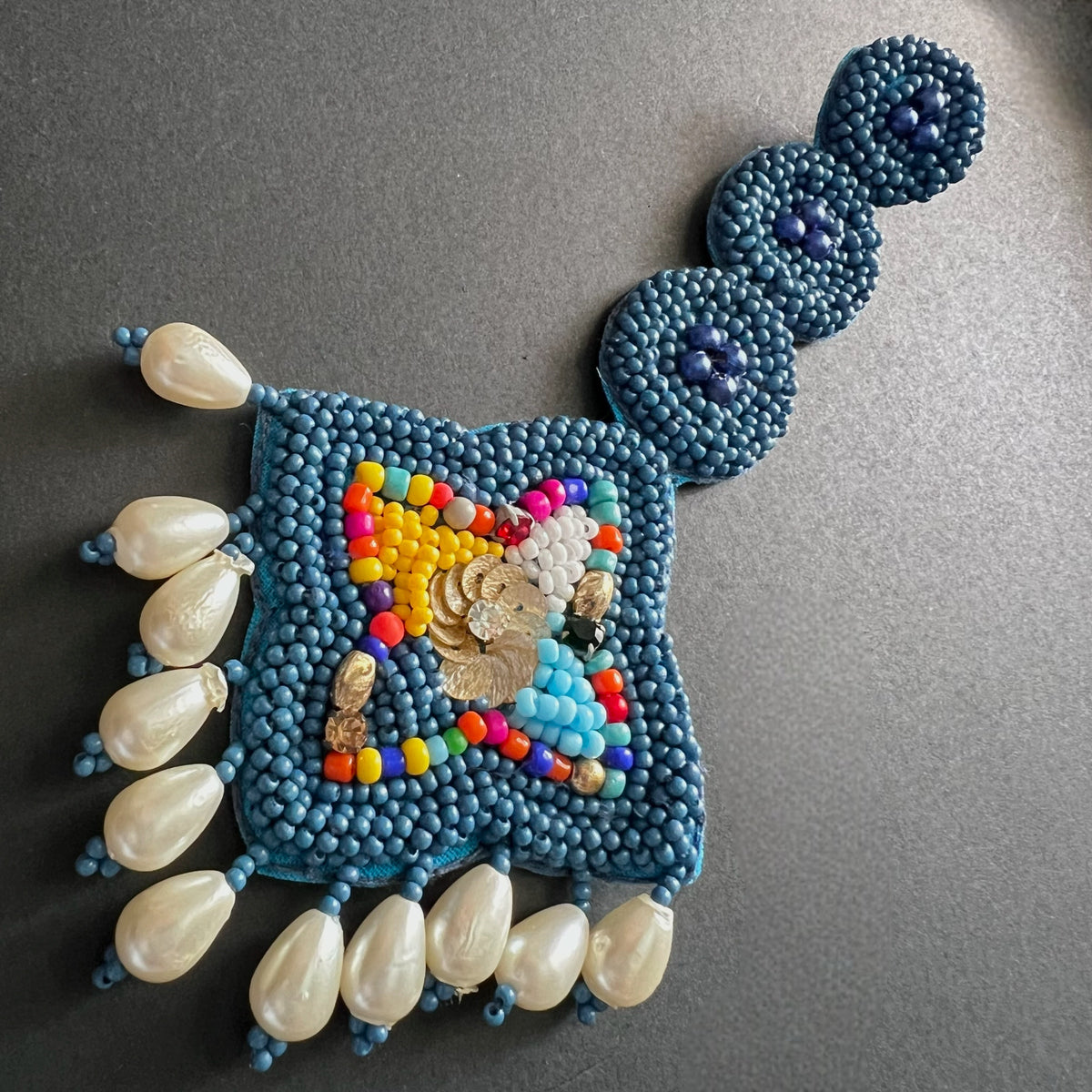 YEIK FABRIC AND BEADS HANDMADE  EARRINGS/DANGLER ER539