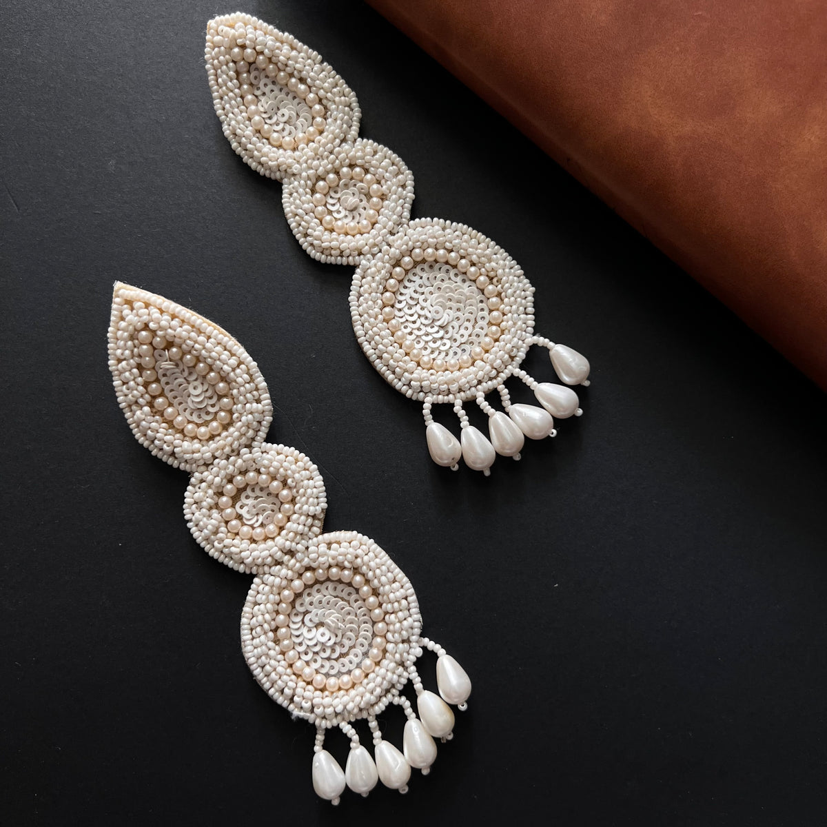 TESA FABRIC AND BEADS HANDMADE  EARRINGS/DANGLER ER540