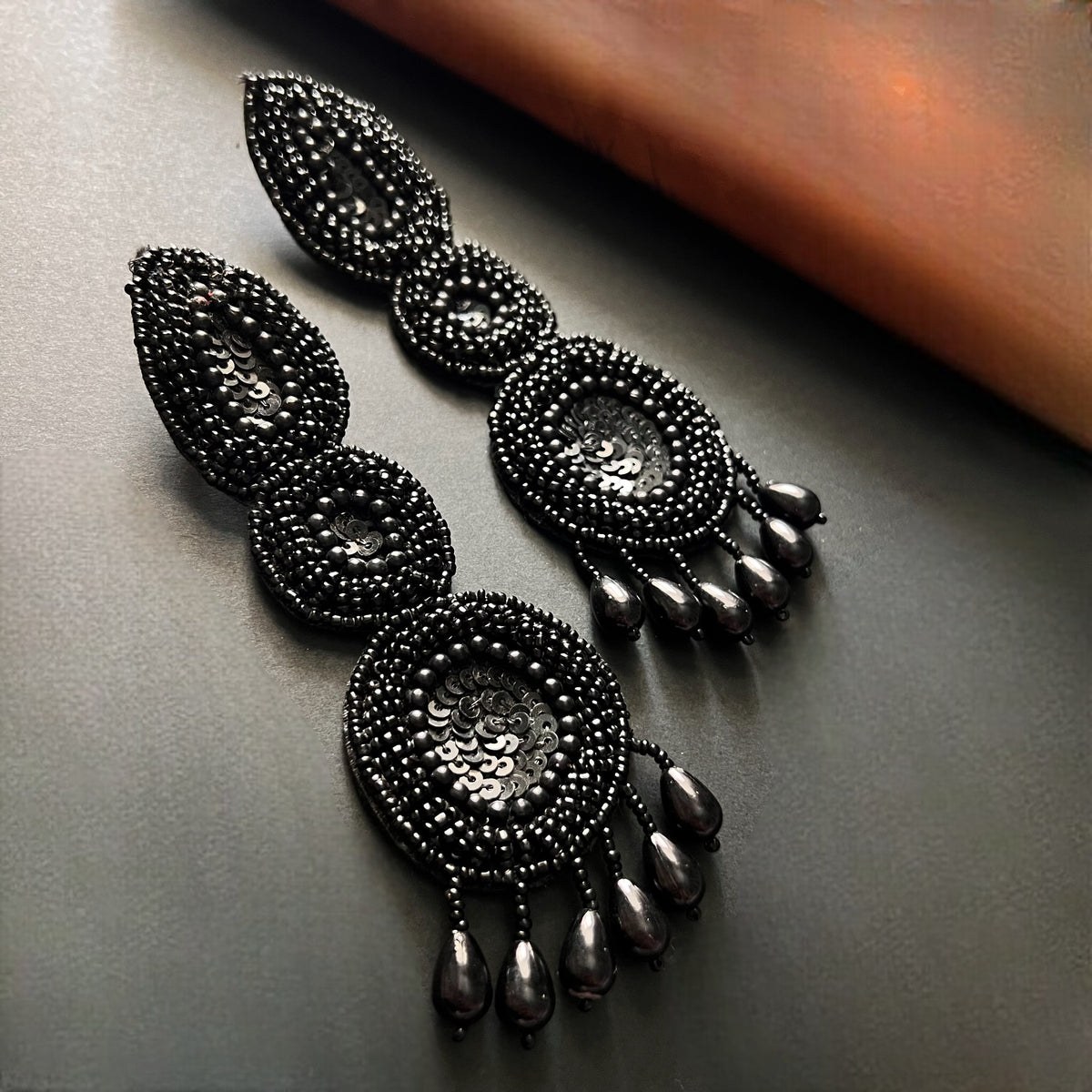 TESA FABRIC AND BEADS HANDMADE  EARRINGS/DANGLER ER540