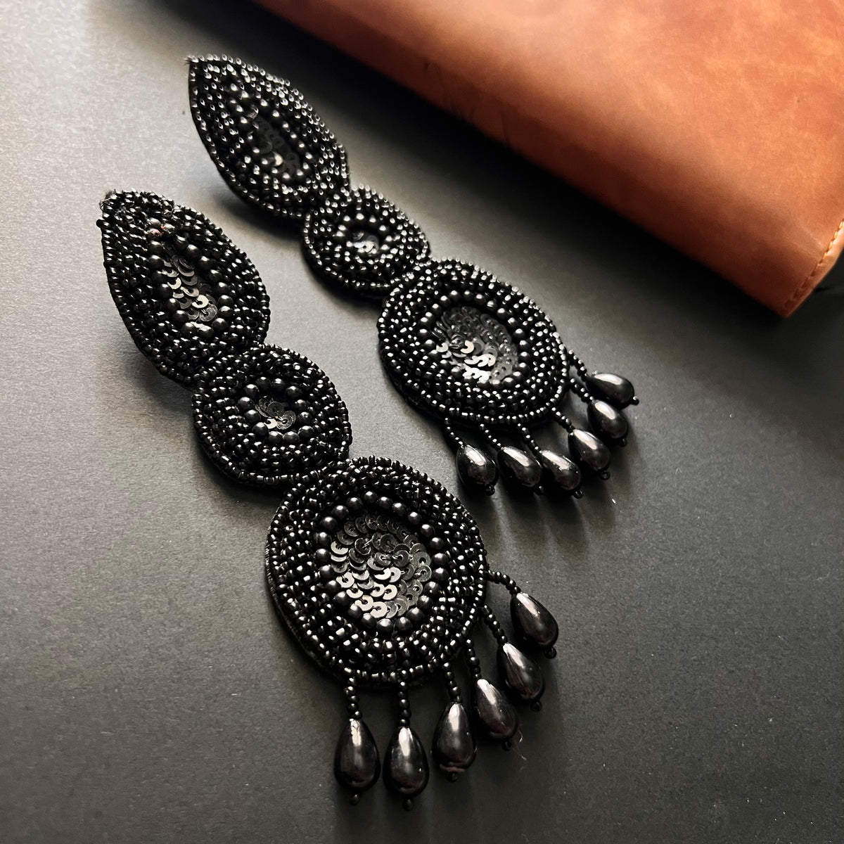 TESA FABRIC AND BEADS HANDMADE  EARRINGS/DANGLER ER540