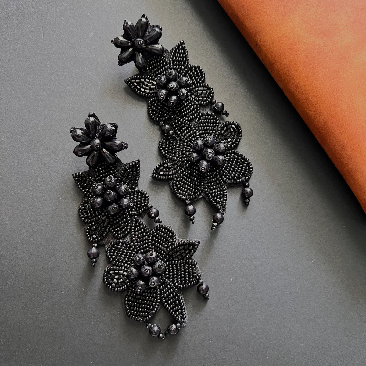 MIA FABRIC AND BEADS HANDMADE  EARRINGS/DANGLER ER537