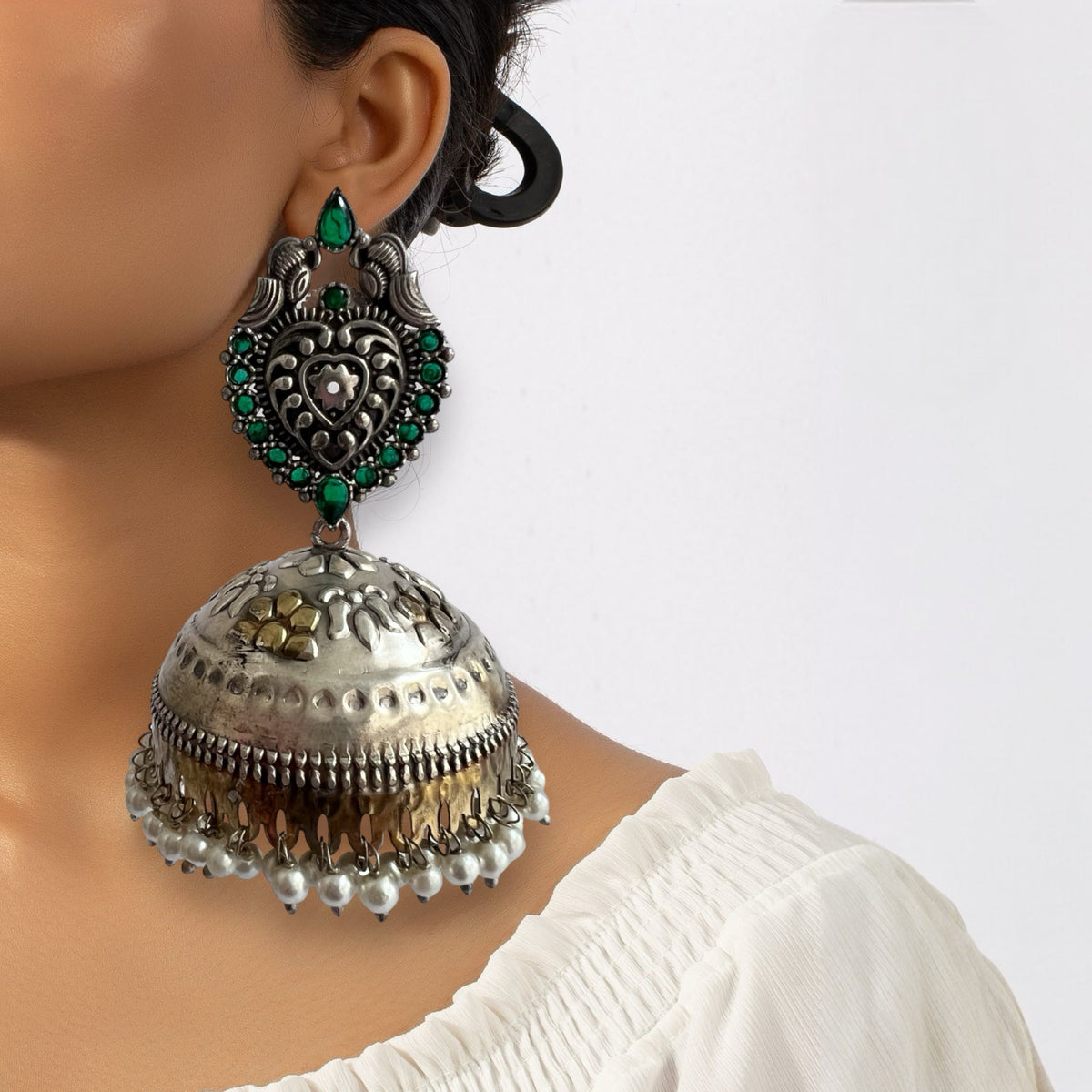 OLIVIA SILVER LOOK ALIKE DUAL-TONED PREMIUM POLISH HANDMADE JHUMKA ER236