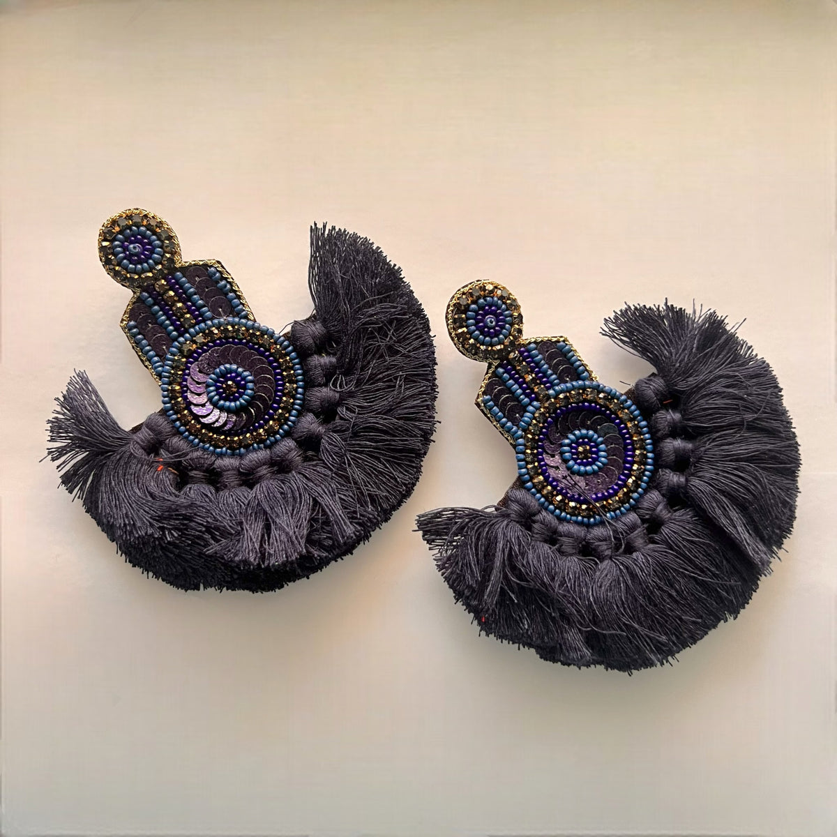 ERA FABRIC AND BEADS HANDMADE  EARRINGS/DANGLER ER546