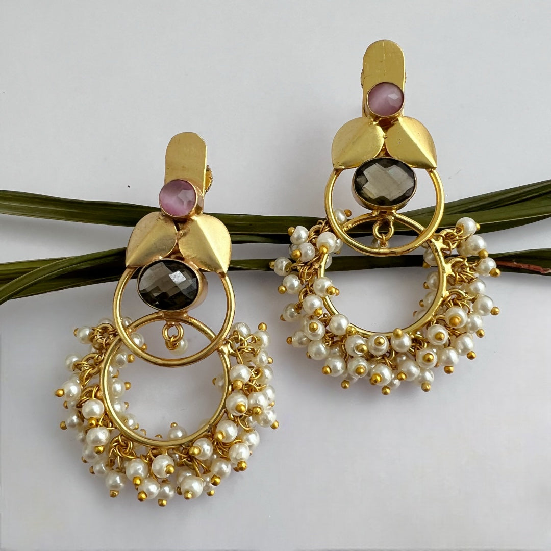 NATURE'S EMBRACE CIRCLE SEMI HANDMADE GOLD-TONED EARRING ER166