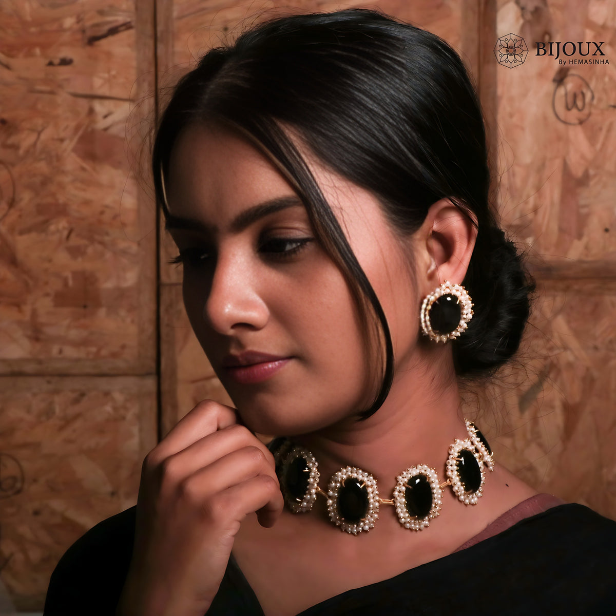 ELA BIJOUX PREMIUM AND EXCLUSIVE HANDMADE CHOKER WITH EARRINGS CH208