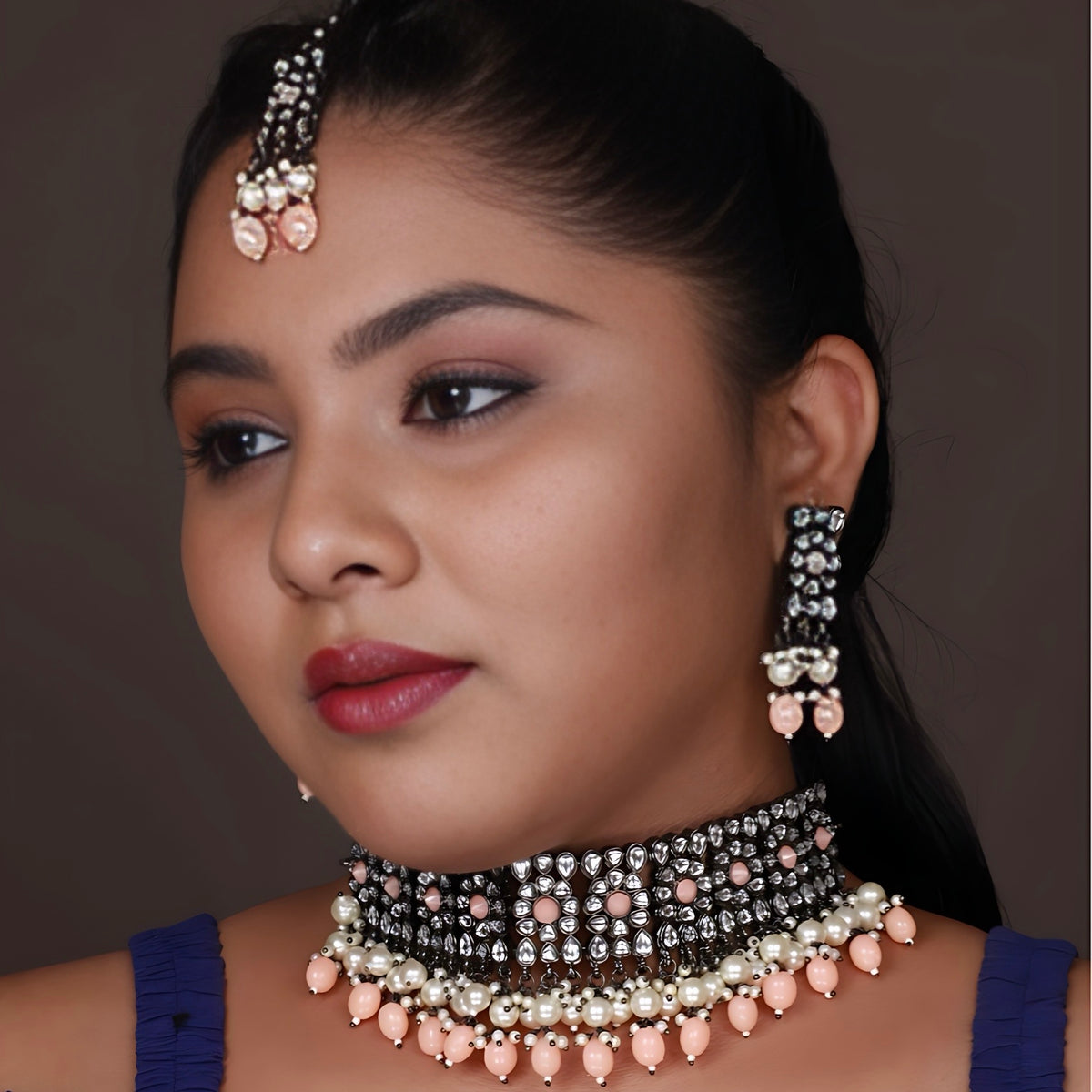 RIYA FAUX KUNDAN BLACK POLISH CHOKER WITH EARRINGS CH340