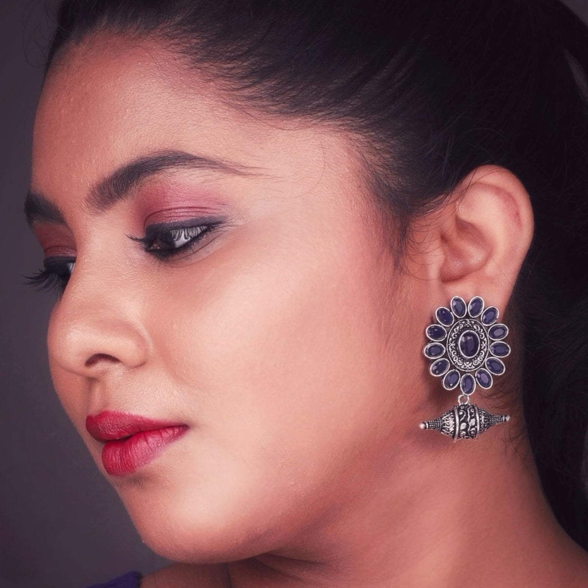 PAVI MIXED GLASS STONE STUDS ER254