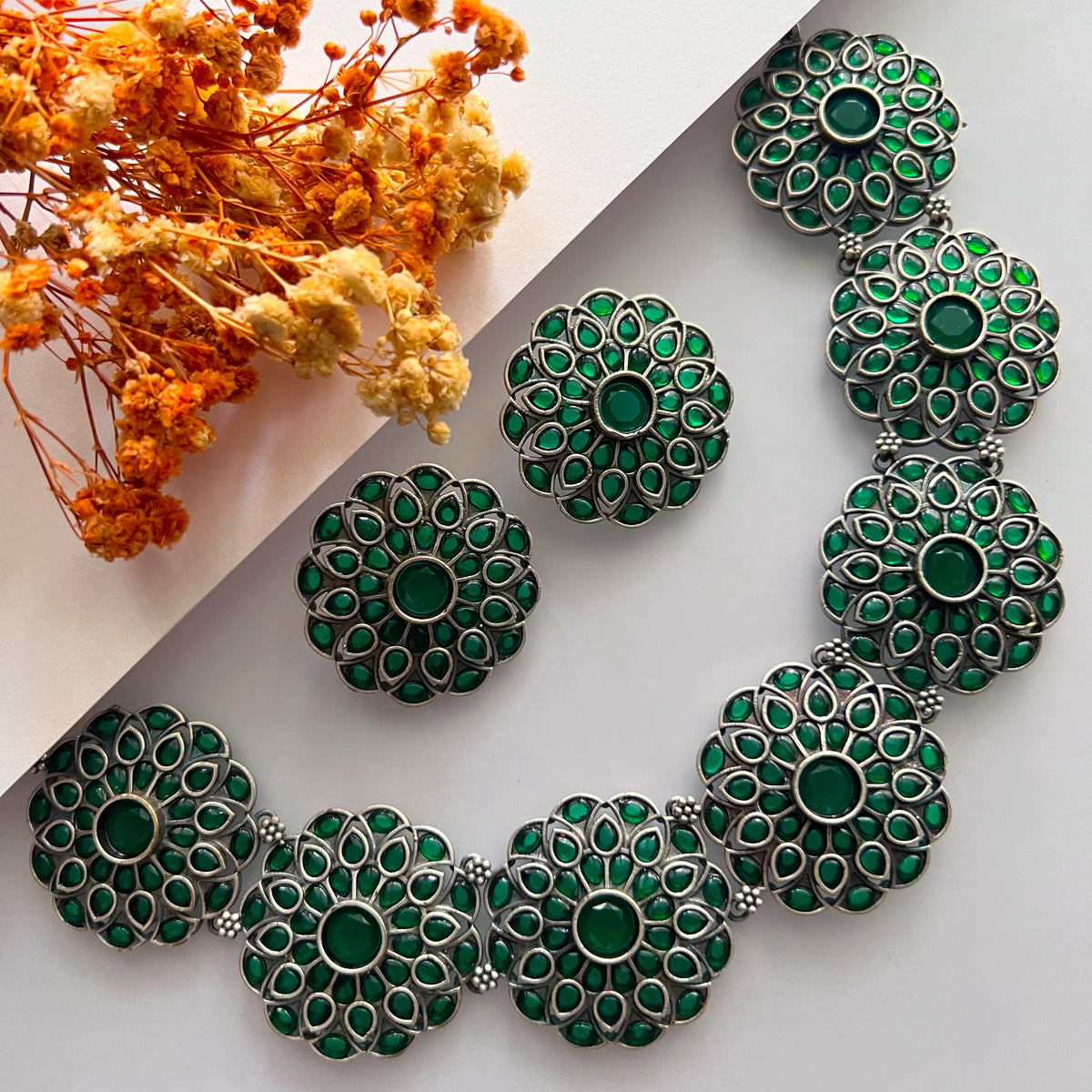 BRUNDHA FAUX SILVER SEMI HANDMADE ANTIQUE NECKPIECE/NECKLACE WITH EARRING NL262