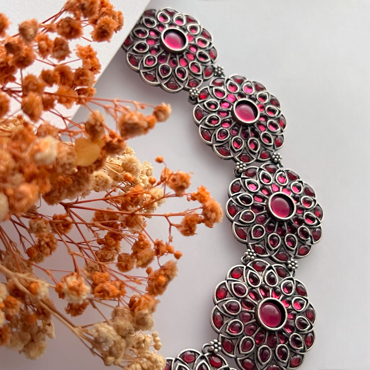 BRUNDHA FAUX SILVER SEMI HANDMADE ANTIQUE NECKPIECE/NECKLACE WITH EARRING NL262