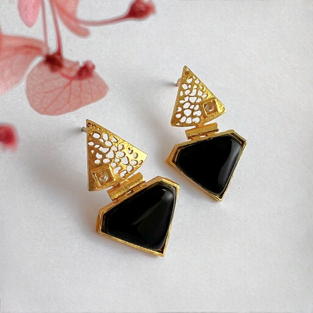 DIATANGLE GOLD TONED SEMI HANDMADE STUDS  ER208