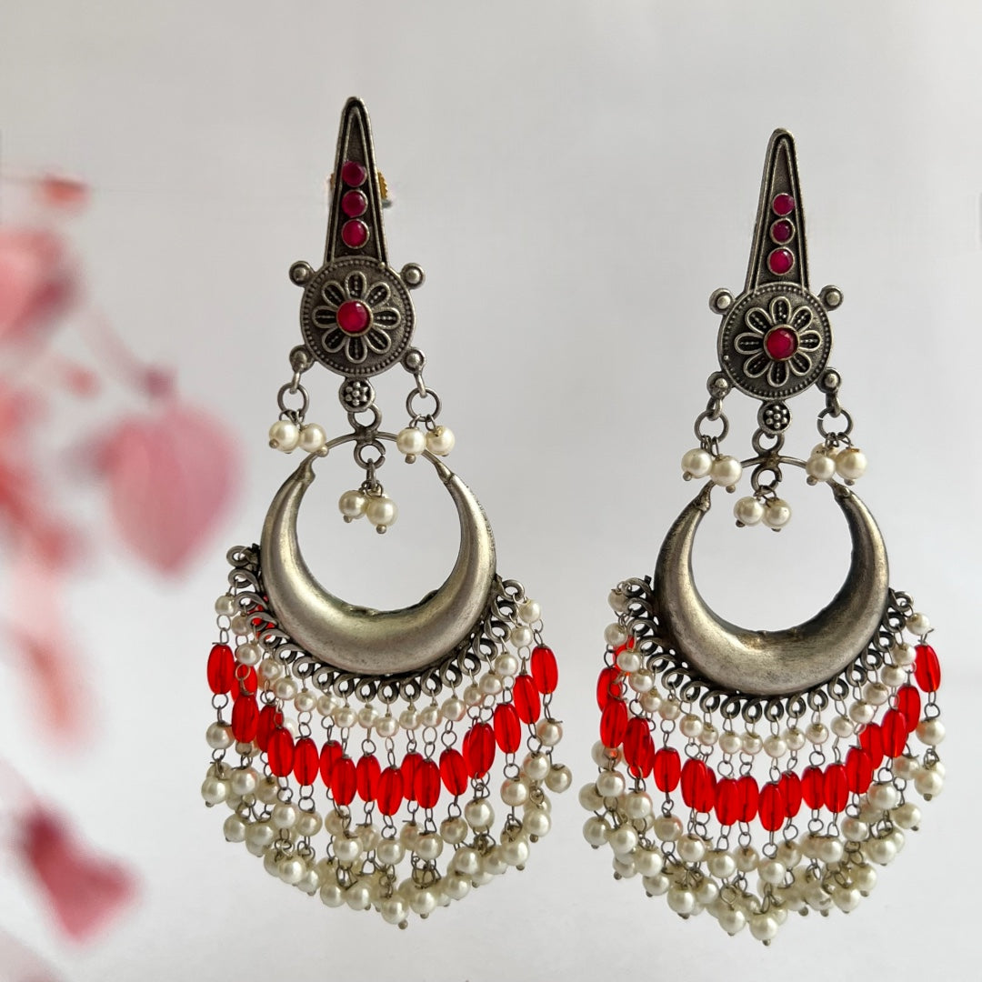 CONY FLORAL SILVER LOOK ALIKE SEMI-HANDMADE EARRINGS ER185