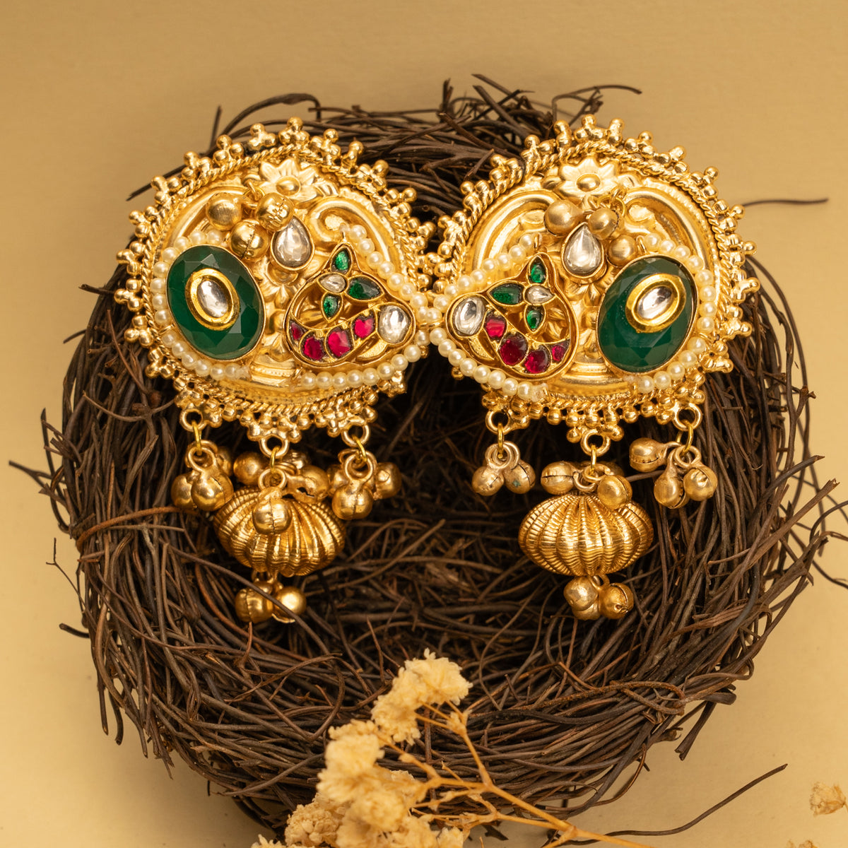 QUINN GOLD TONED HANDMADE HAND HAMMERED EARRINGS ER930