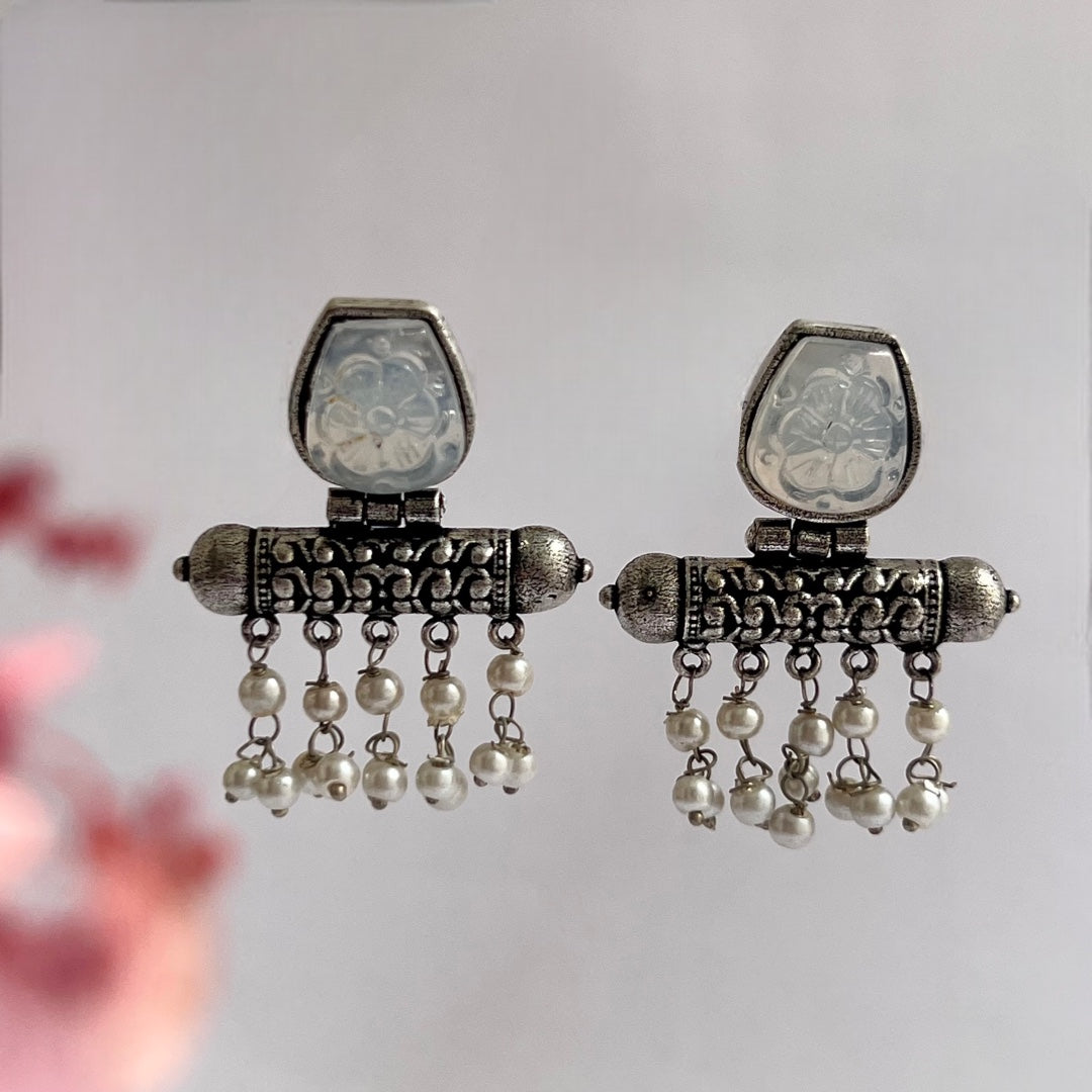 CORAL CARVINGS SEMI HANDMADE OXIDIZED EARRINGS ER168