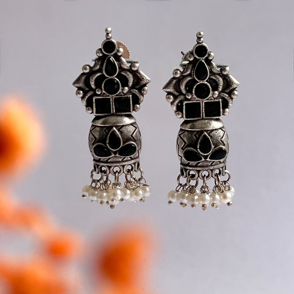NARMA ELEGANCE SILVER LOOK ALIKE EARRING ER230