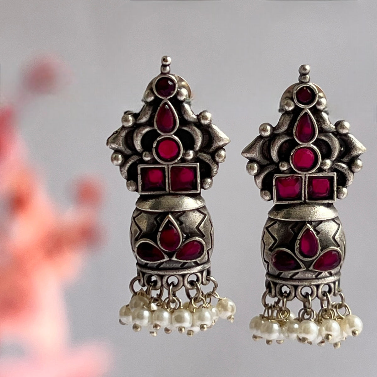 NARMA ELEGANCE SILVER LOOK ALIKE EARRING ER230