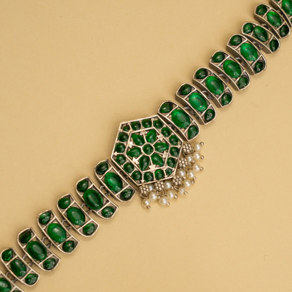 LILLIAN BIJOUX PREMIUM AND EXCLUSIVE HANDMADE CHOKER WITH EARRINGS CH129