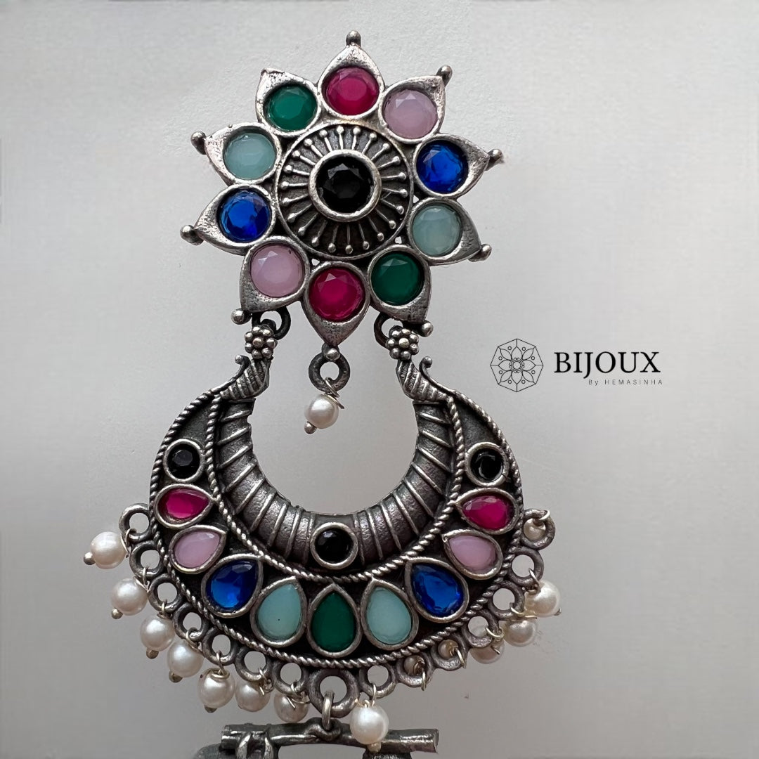 GOMATA SILVER LOOK ALIKE SEMI-HANDMADE STUD TEMPLE ER246